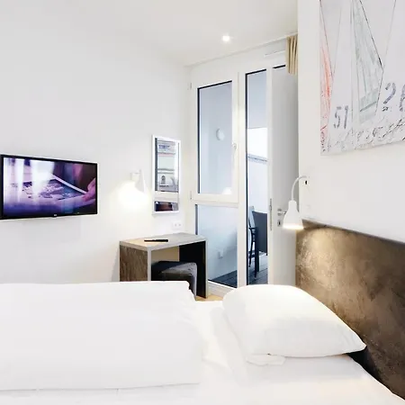 Cozy In Travemuende With Kitchen Apartment Lubeck